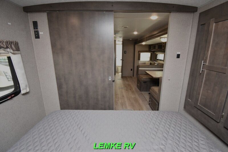 2020 Forest River Flagstaff Super Lite 27BHWS   - Photo 19 - Rocklin, CA 95677