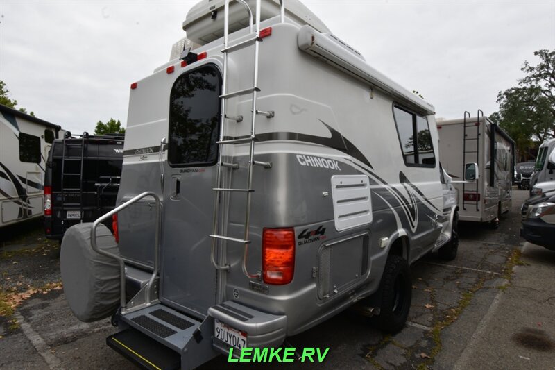 2004 Chinook Concourse XL 2100   - Photo 9 - Rocklin, CA 95677