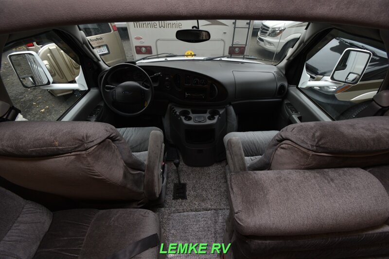 2004 Chinook Concourse XL 2100   - Photo 24 - Rocklin, CA 95677