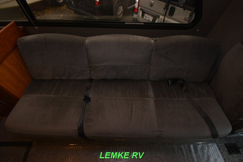 2004 Chinook Concourse XL 2100   - Photo 20 - Rocklin, CA 95677