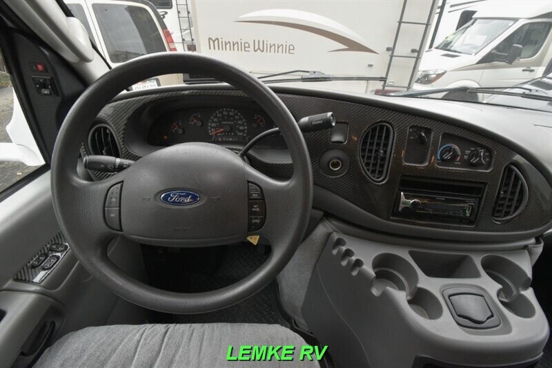 2004 Chinook Concourse XL 2100   - Photo 10 - Rocklin, CA 95677