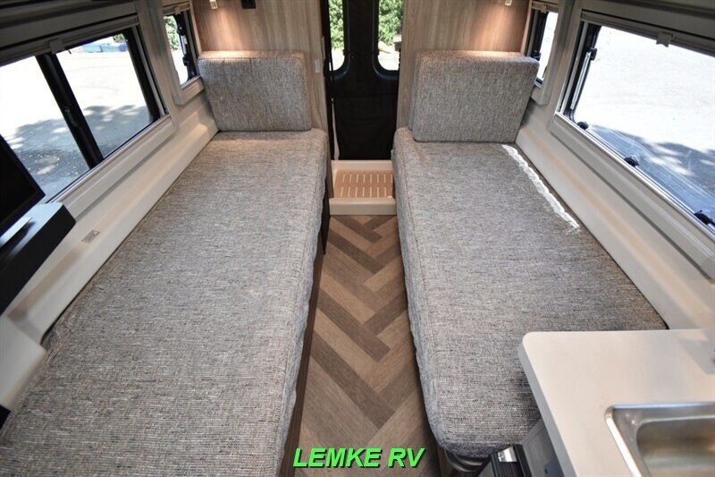 2025 Winnebago Travato 59K   - Photo 17 - Rocklin, CA 95677