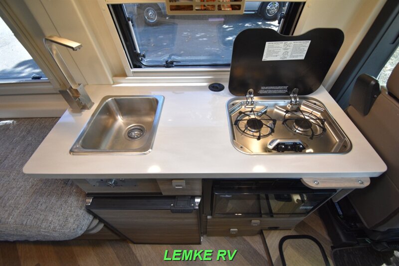 2025 Winnebago Travato 59K   - Photo 18 - Rocklin, CA 95677