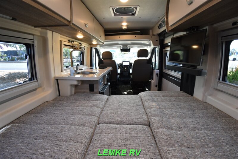 2025 Winnebago Travato 59K   - Photo 25 - Rocklin, CA 95677