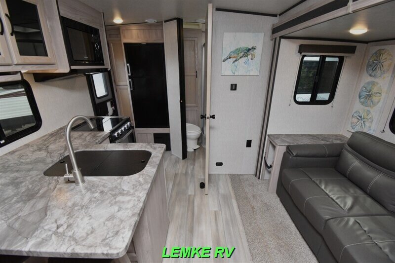 2021 Coachmen Spirit 1943RB   - Photo 5 - Rocklin, CA 95677