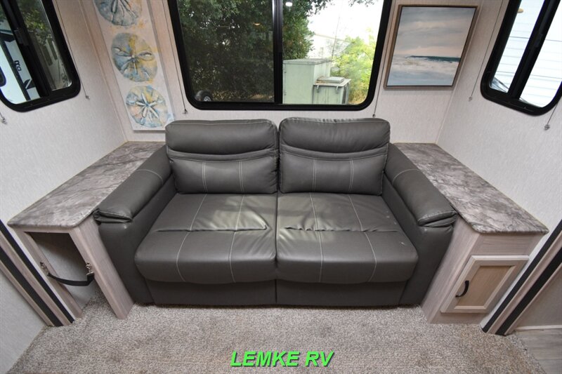 2021 Coachmen Spirit Ultra-Lite 1943RB   - Photo 16 - Rocklin, CA 95677