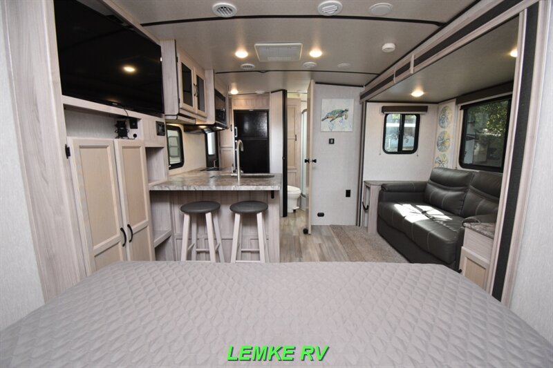 2021 Coachmen Spirit Ultra-Lite 1943RB   - Photo 19 - Rocklin, CA 95677