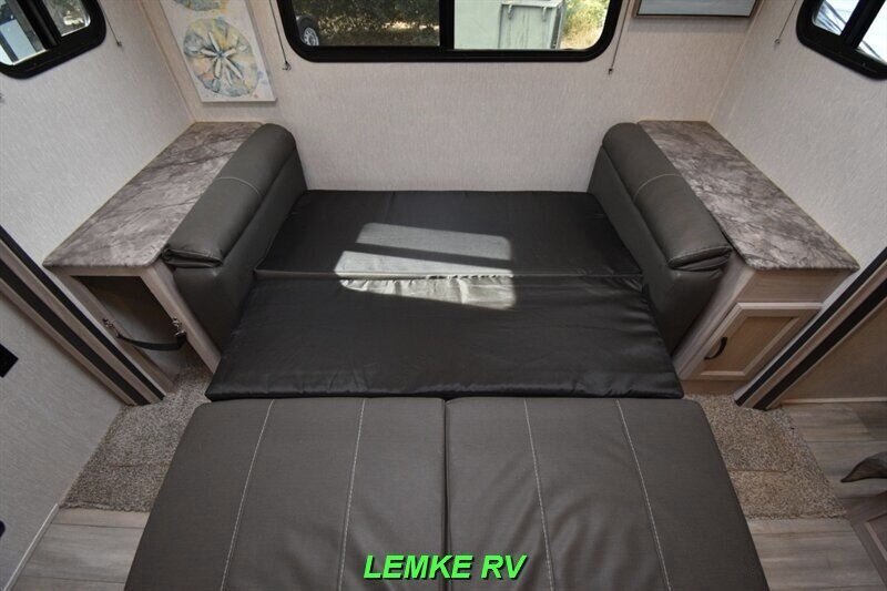 2021 Coachmen Spirit 1943RB   - Photo 15 - Rocklin, CA 95677