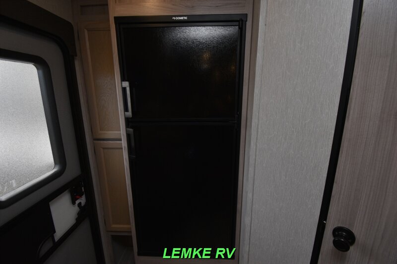 2021 Coachmen Spirit Ultra-Lite 1943RB   - Photo 13 - Rocklin, CA 95677