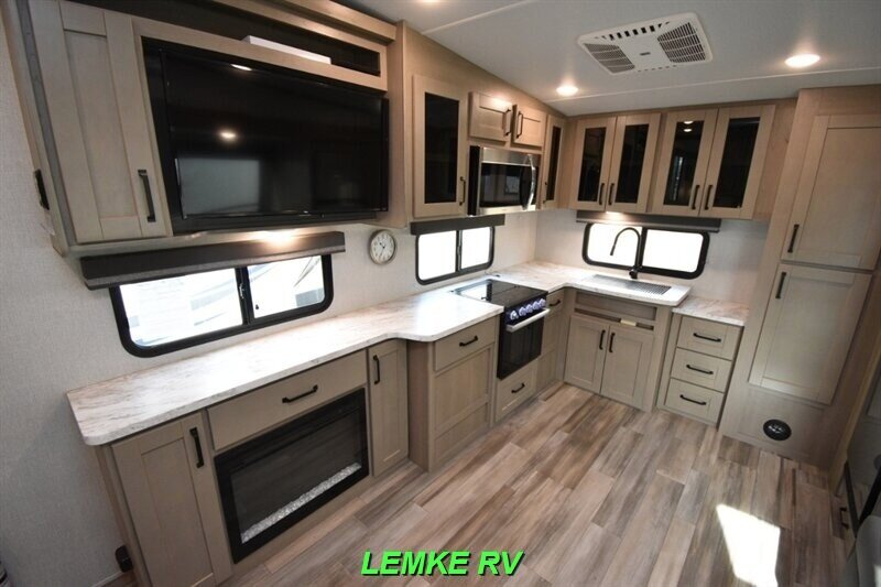 2024 Grand Design Reflection 150 Series 270BN   - Photo 12 - Rocklin, CA 95677