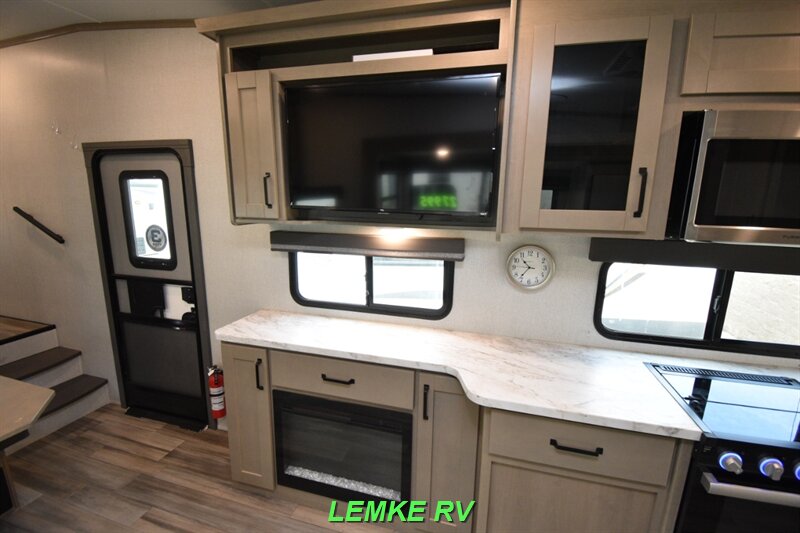 2024 Grand Design Reflection 270BN   - Photo 23 - Rocklin, CA 95677