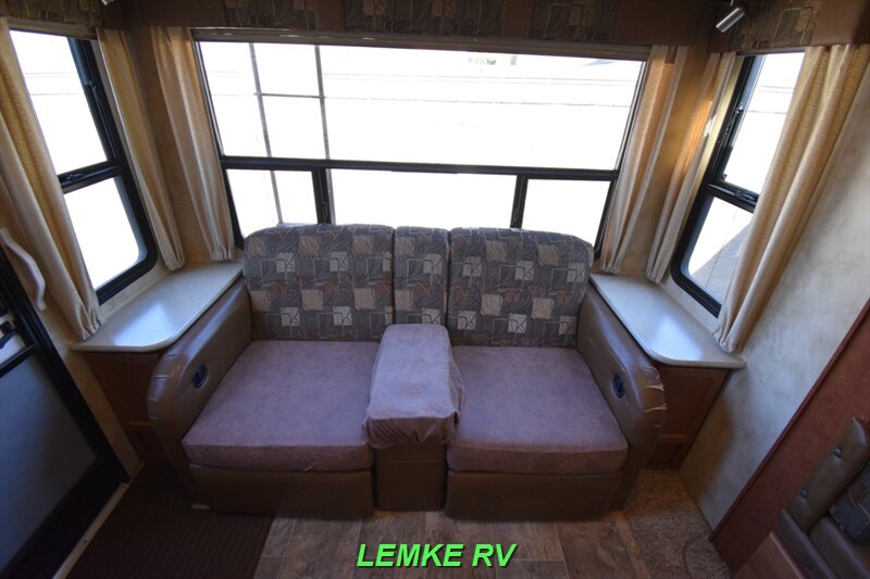 2014 Northwood Fox Mountain 235RLS   - Photo 21 - Rocklin, CA 95677