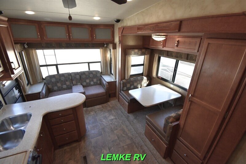 2014 Northwood Fox Mountain 235RLS   - Photo 11 - Rocklin, CA 95677