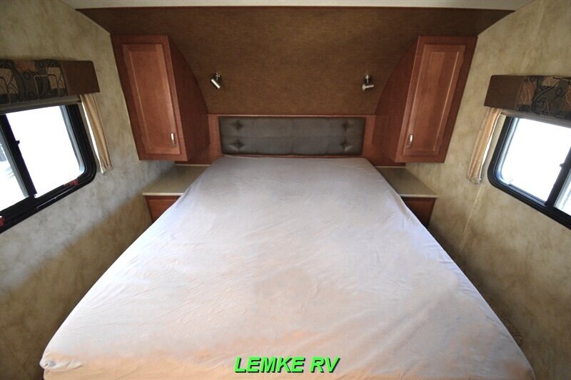 2014 Northwood Fox Mountain 235RLS   - Photo 17 - Rocklin, CA 95677