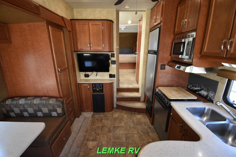 2014 Northwood Fox Mountain 235RLS   - Photo 5 - Rocklin, CA 95677
