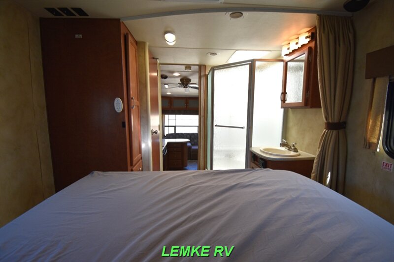 2014 Northwood Fox Mountain 235RLS   - Photo 19 - Rocklin, CA 95677