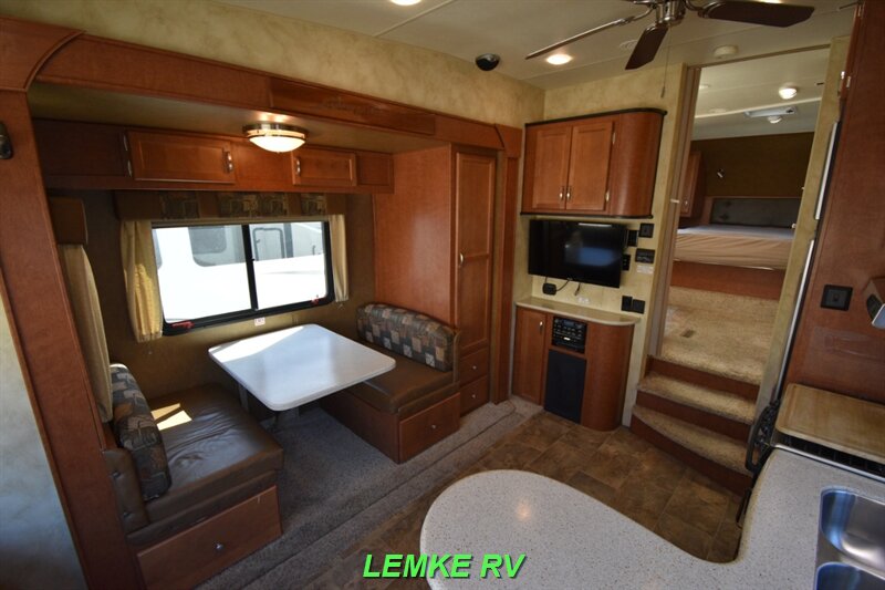 2014 Northwood Fox Mountain 235RLS   - Photo 9 - Rocklin, CA 95677