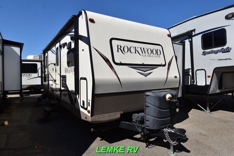 2015 Forest River Rockwood Ultra Lite 2608WS   - Photo 1 - Rocklin, CA 95677