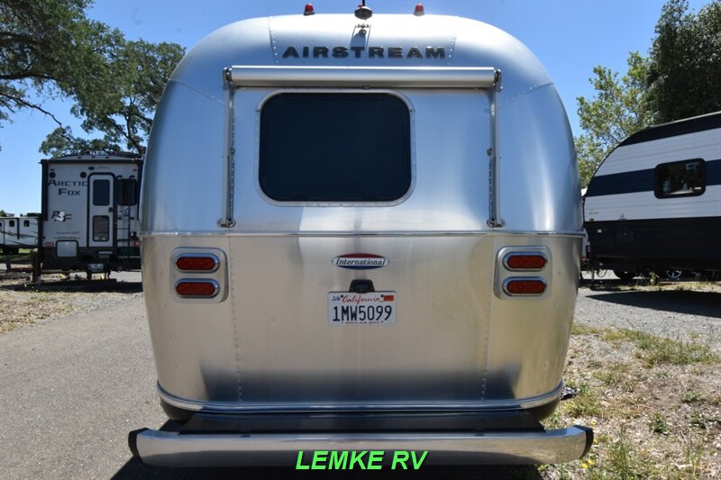 2018 Airstream Serenity 23QB   - Photo 8 - Rocklin, CA 95677