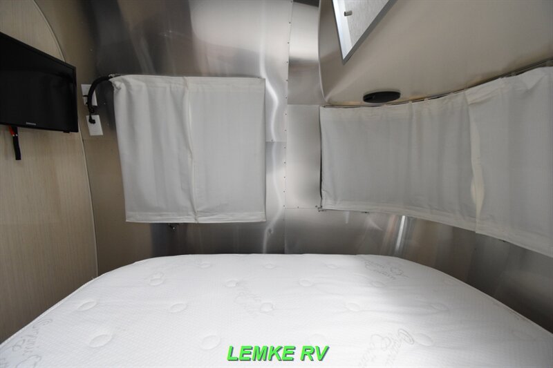 2018 Airstream Serenity 23QB   - Photo 20 - Rocklin, CA 95677