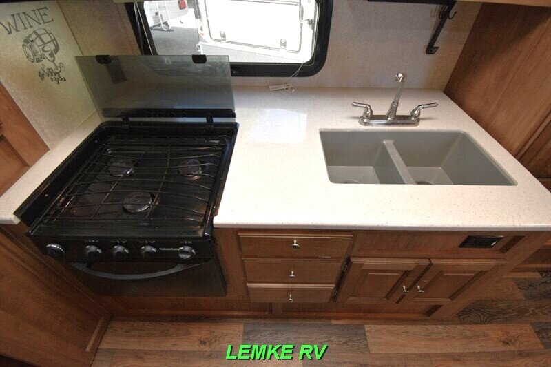 2017 Forest River Rockwood Mini Lite 2503S   - Photo 23 - Rocklin, CA 95677