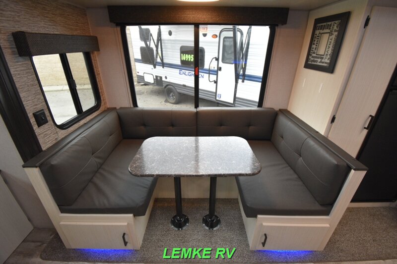 2021 Venture RV Stratus 261VRL   - Photo 17 - Rocklin, CA 95677