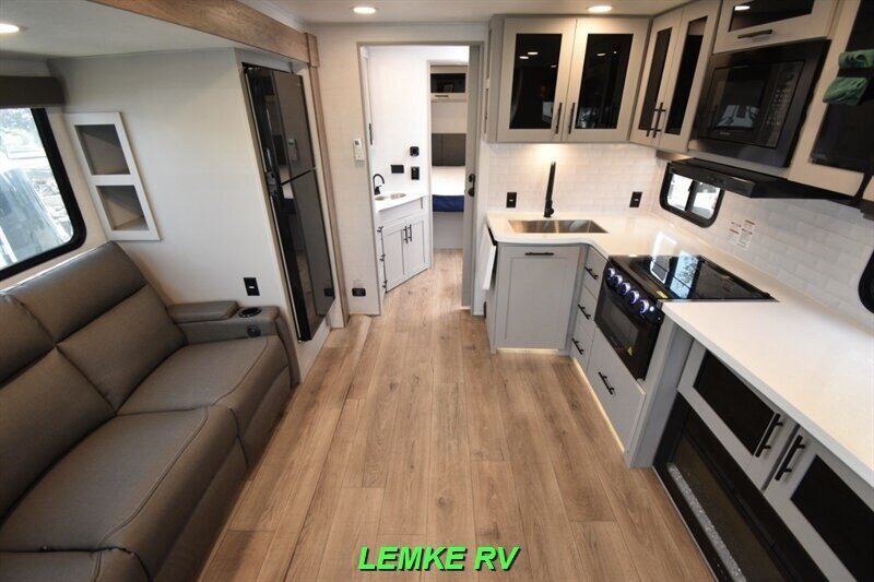 2026 Alliance RV Delta 252RL   - Photo 5 - Rocklin, CA 95677