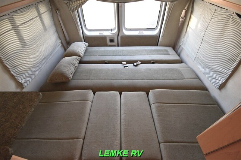 2006 Pleasure-Way Excel TS   - Photo 18 - Rocklin, CA 95677