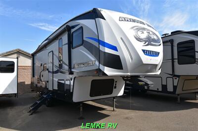 2018 Forest River Cherokee Arctic Wolf 265DBH8  