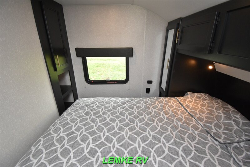 2022 Forest River Cherokee 274BRB   - Photo 22 - Rocklin, CA 95677