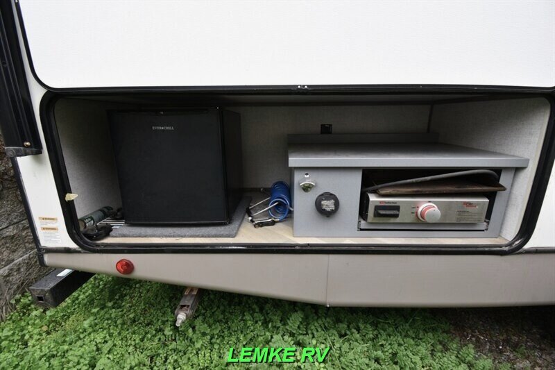 2021 Forest River Salem Hemisphere Hyper Lyte 23BHHL   - Photo 9 - Rocklin, CA 95677