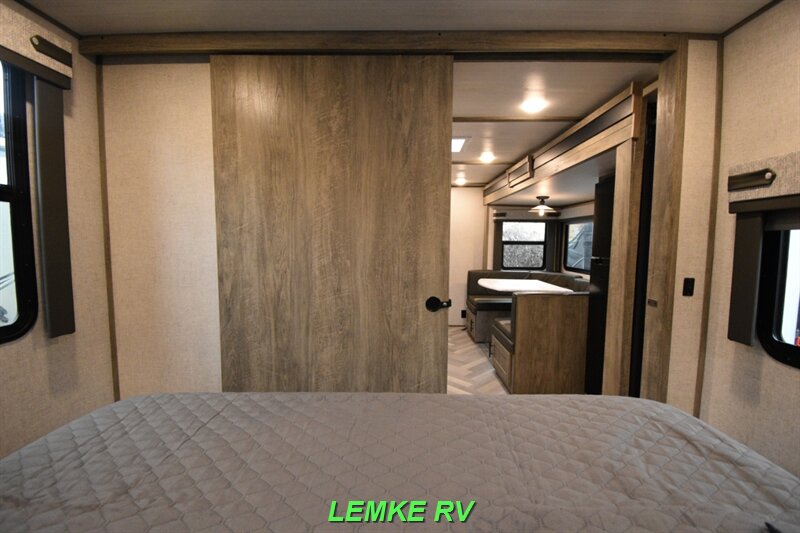 2021 Forest River Salem Hemisphere Hyper Lyte 23BHHL   - Photo 19 - Rocklin, CA 95677