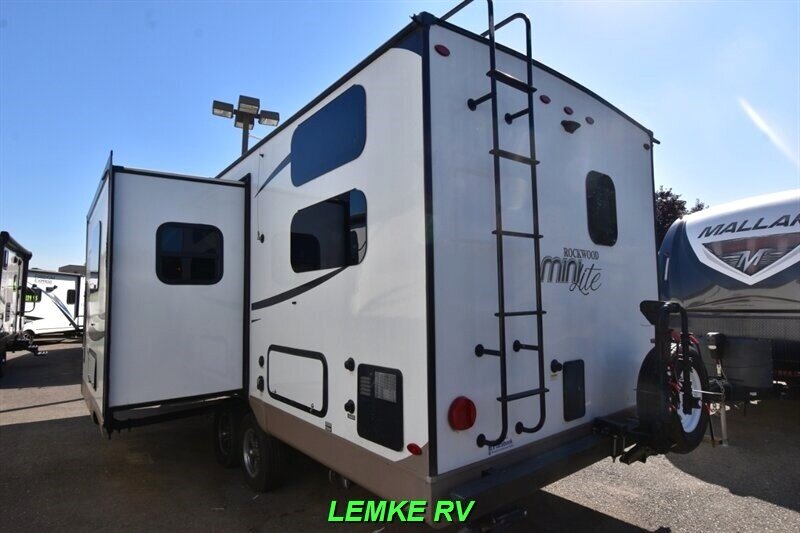 2018 Forest River Rockwood Mini Lite 2504S   - Photo 7 - Rocklin, CA 95677