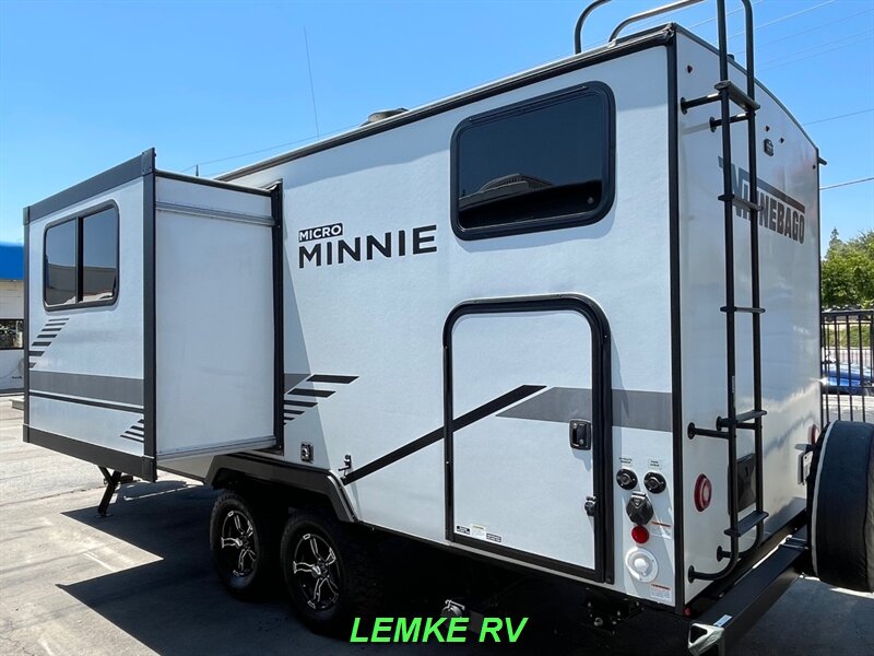 2021 Winnebago Micro Minnie 2306BHS   - Photo 7 - Rocklin, CA 95677