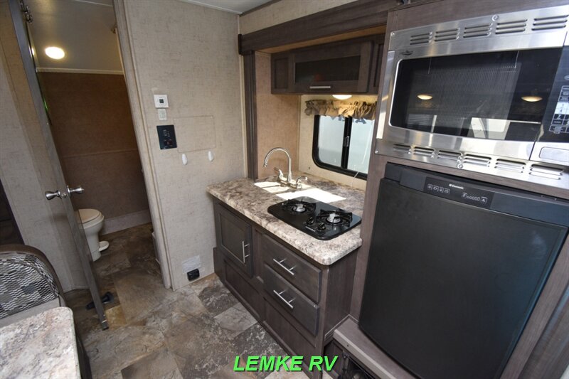 2016 Forest River R-Pod 180   - Photo 13 - Rocklin, CA 95677