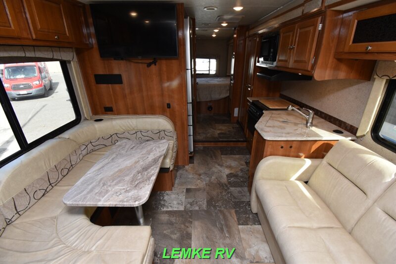 2018 Coachmen Leprechaun 311FS   - Photo 2 - Rocklin, CA 95677