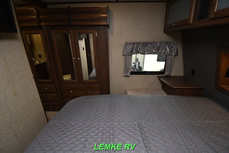2017 Keystone Sprinter 312MLS   - Photo 17 - Rocklin, CA 95677