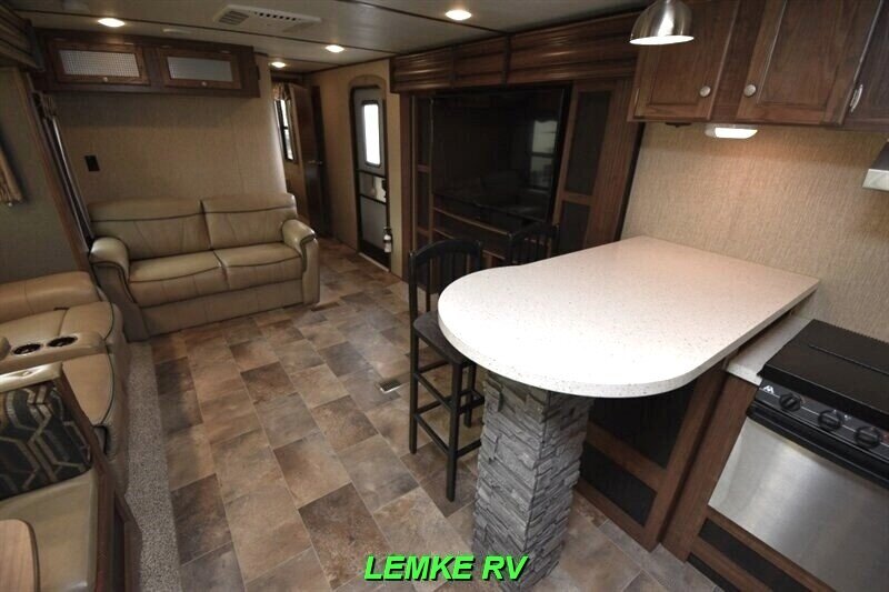 2017 Keystone Sprinter 312MLS   - Photo 16 - Rocklin, CA 95677