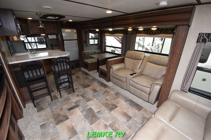 2017 Keystone Sprinter 312MLS   - Photo 12 - Rocklin, CA 95677
