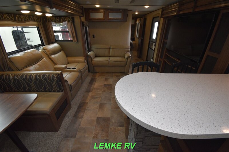2017 Keystone Sprinter 312MLS   - Photo 5 - Rocklin, CA 95677