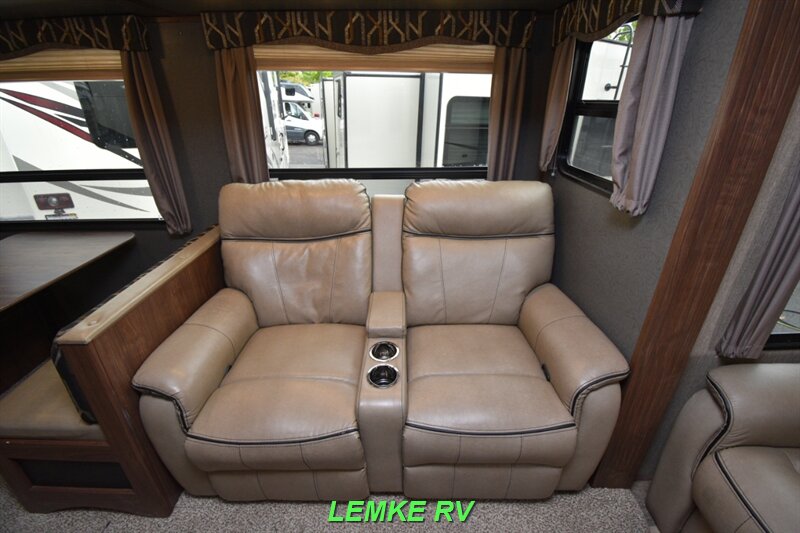2017 Keystone Sprinter 312MLS   - Photo 22 - Rocklin, CA 95677