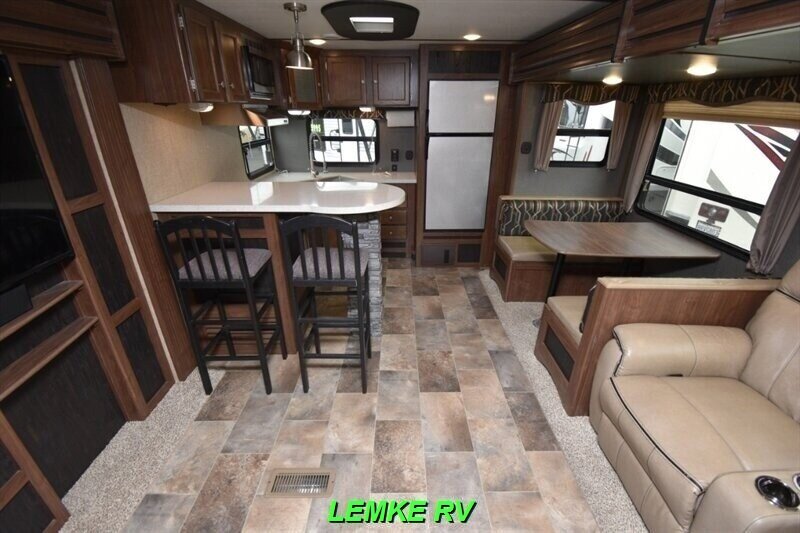 2017 Keystone Sprinter 312MLS   - Photo 2 - Rocklin, CA 95677