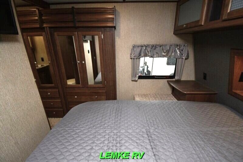 2017 Keystone Sprinter 312MLS   - Photo 18 - Rocklin, CA 95677