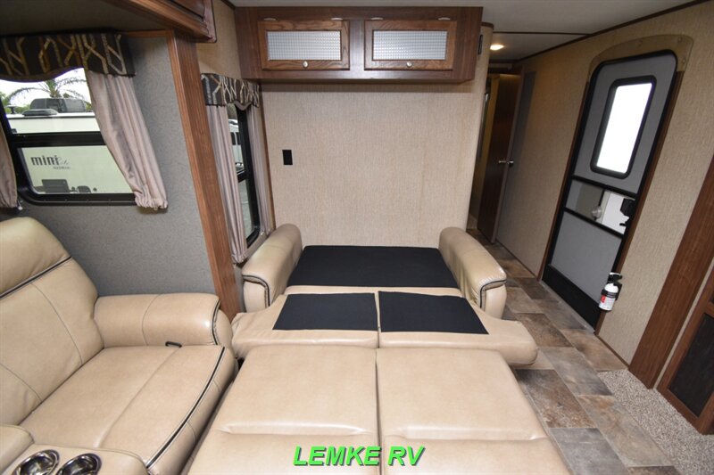 2017 Keystone Sprinter 312MLS   - Photo 27 - Rocklin, CA 95677