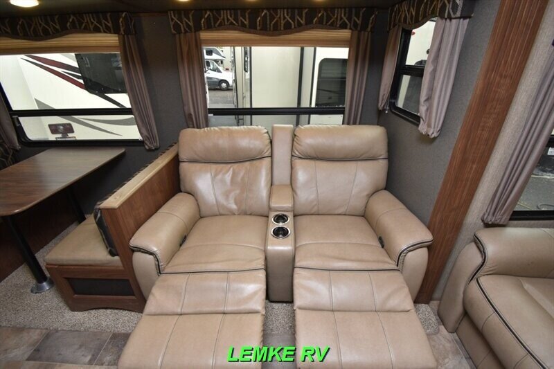2017 Keystone Sprinter 312MLS   - Photo 25 - Rocklin, CA 95677