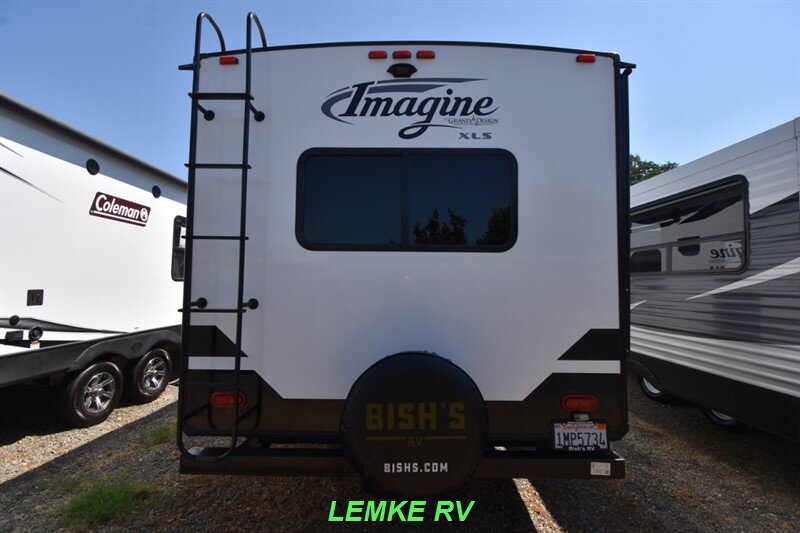 2019 Grand Design Imagine XLS 19RLE   - Photo 9 - Rocklin, CA 95677