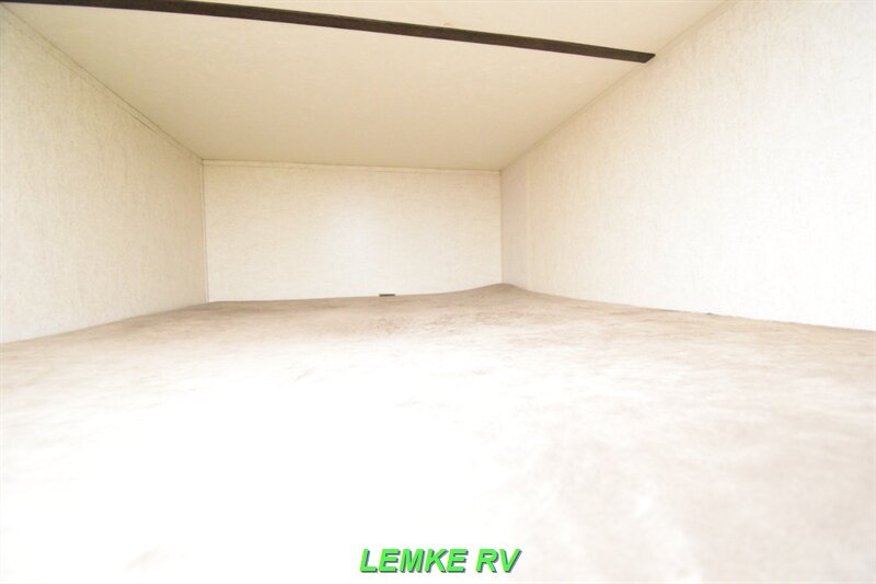 2018 Starcraft Launch 27BHU   - Photo 21 - Rocklin, CA 95677