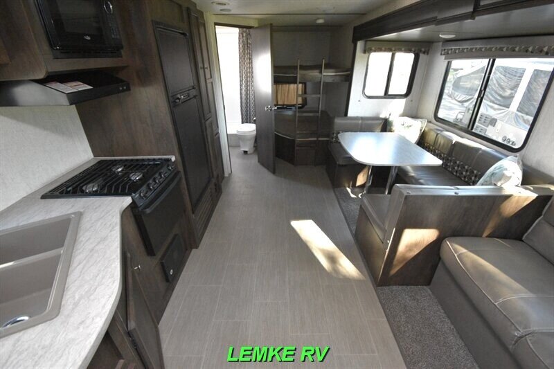 2018 Starcraft Launch 27BHU   - Photo 2 - Rocklin, CA 95677
