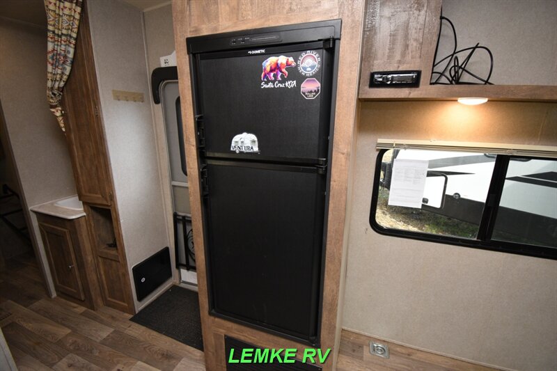 2018 Palomino Puma XLE Lite 25TFC   - Photo 14 - Rocklin, CA 95677