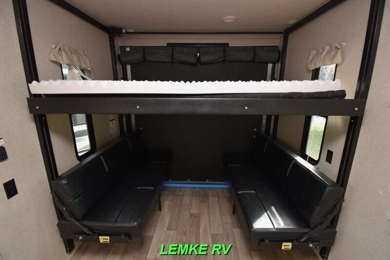 2018 Palomino Puma XLE Lite 25TFC   - Photo 15 - Rocklin, CA 95677